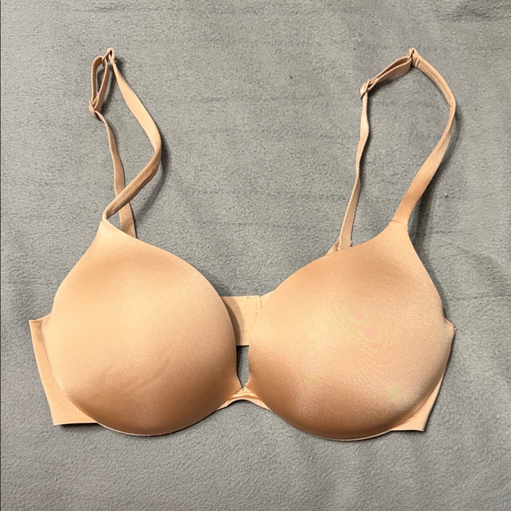 SKIMS Nude T-Shirt Bra